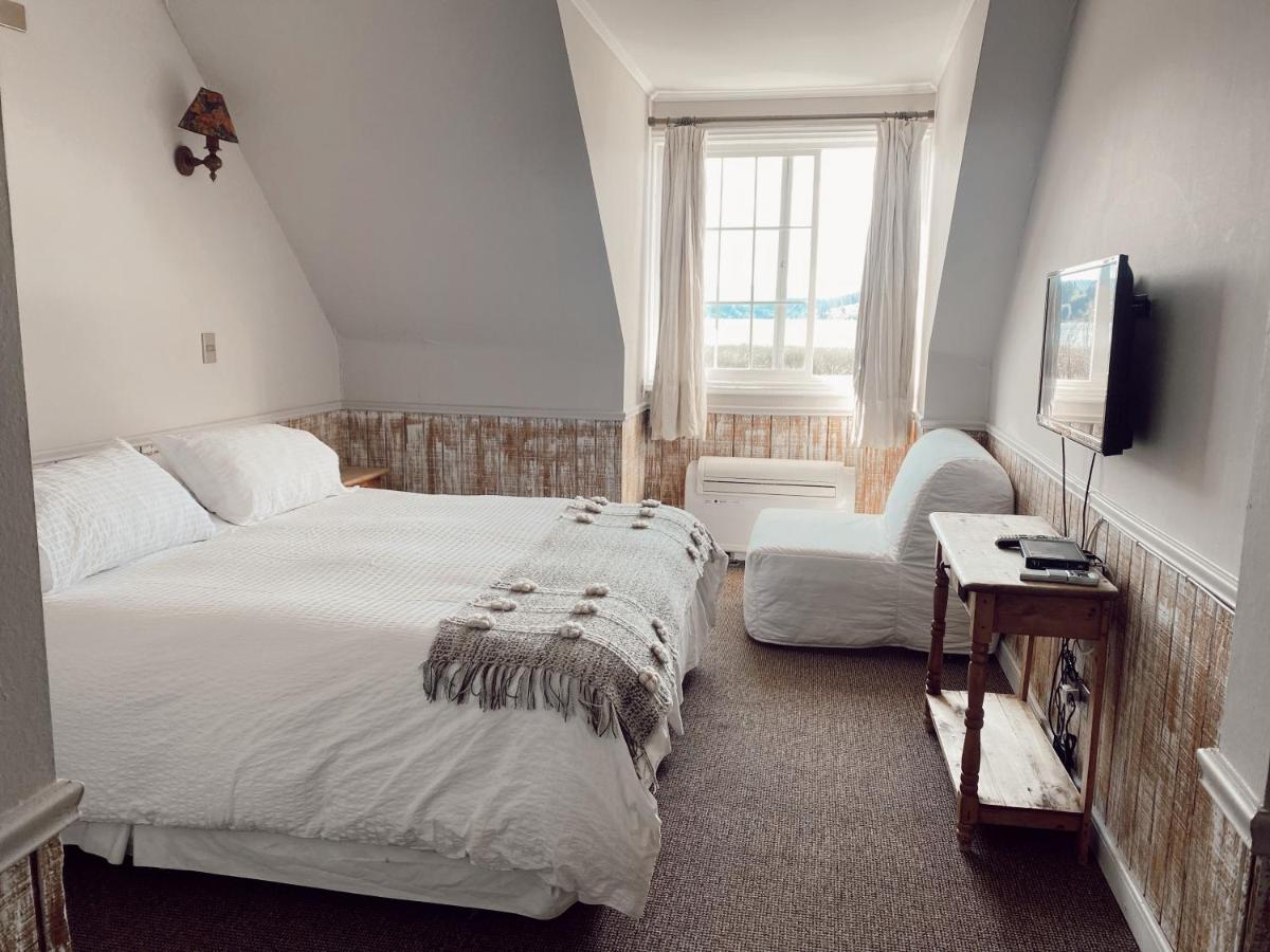 Hotel Marina 비추켄 외부 사진